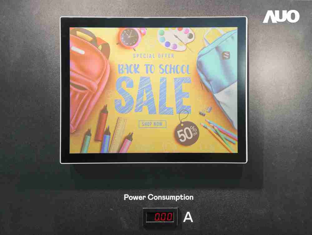 918.COM展示胆固醇液晶超低耗能户外全彩显示器，，ChLC（胆固醇液晶）以双稳态技术使静态显示零功耗，，，具省电、、、高彩度、、环保的特性，，，还整合软硬件系统解决方案，，，可透过单一云端平台管理